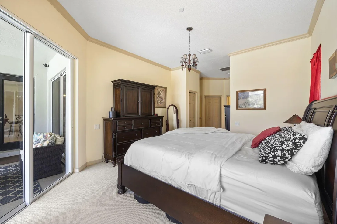Photo of 469 SE Ashley Oaks Way