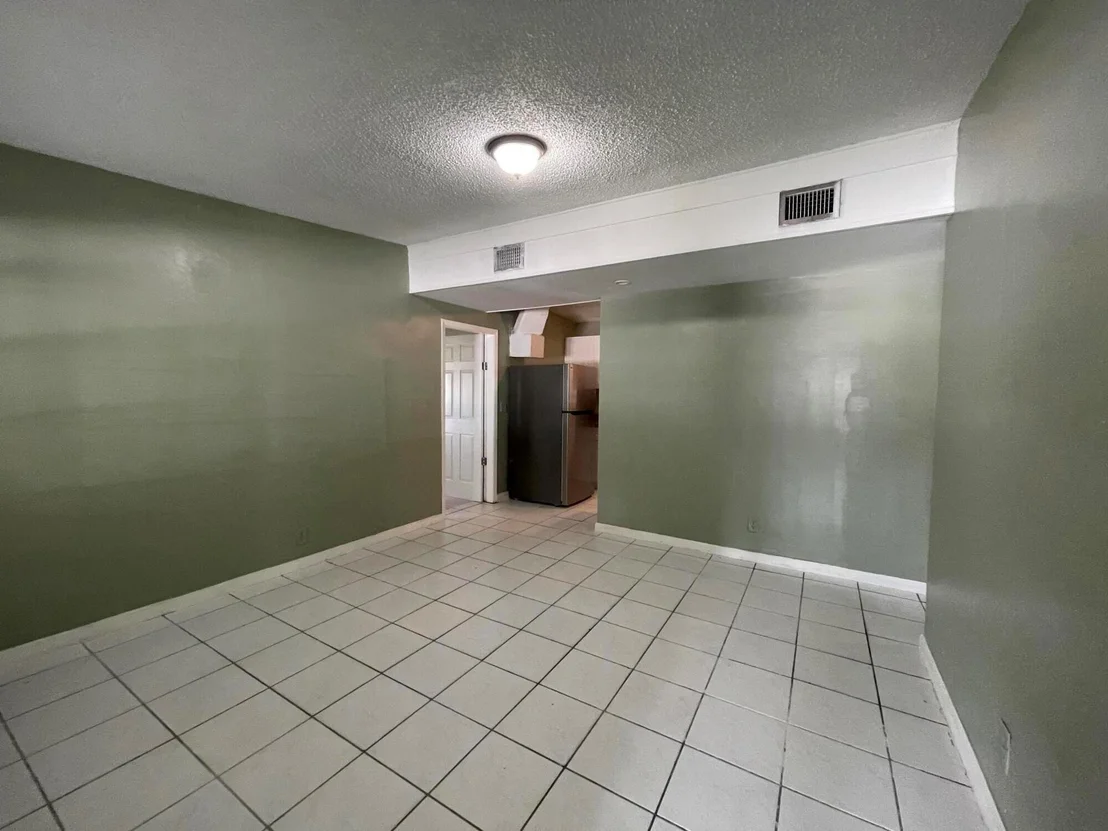 Photo of 3690 Seacrest Boulevard