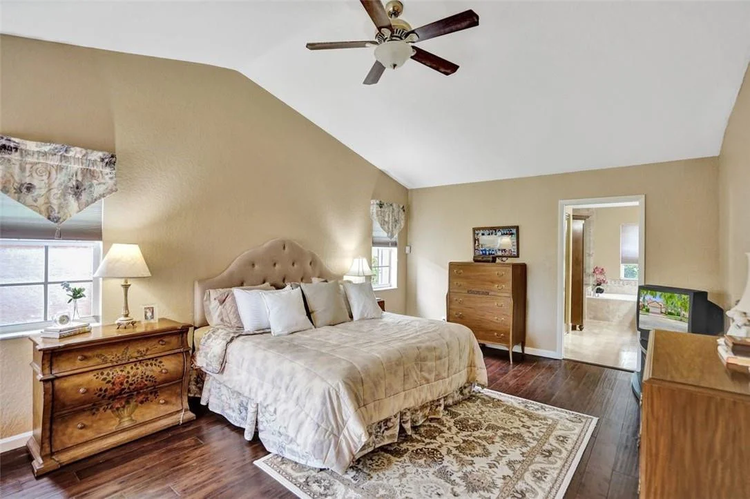 Photo of 400 Cameron Drive