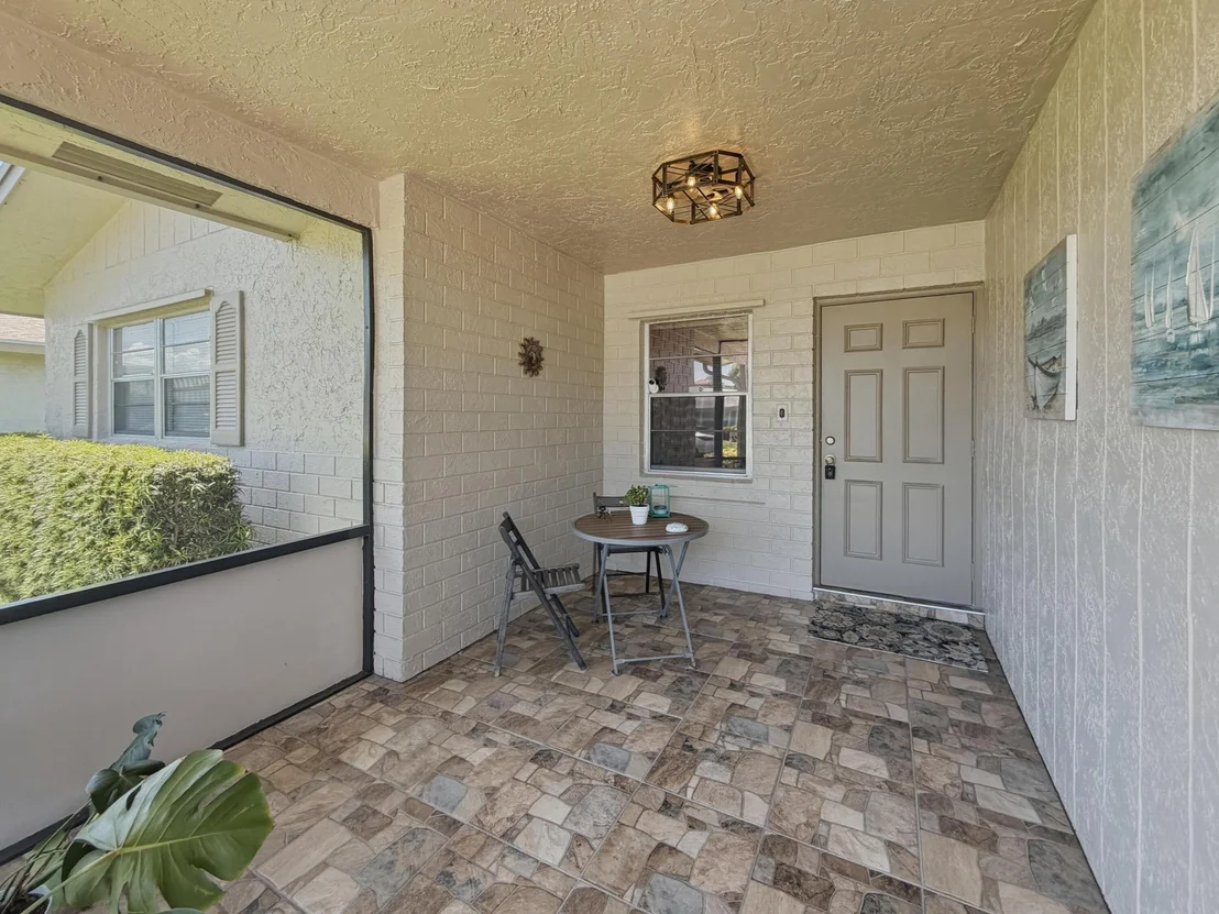 Photo of 6125 Stanley Lane