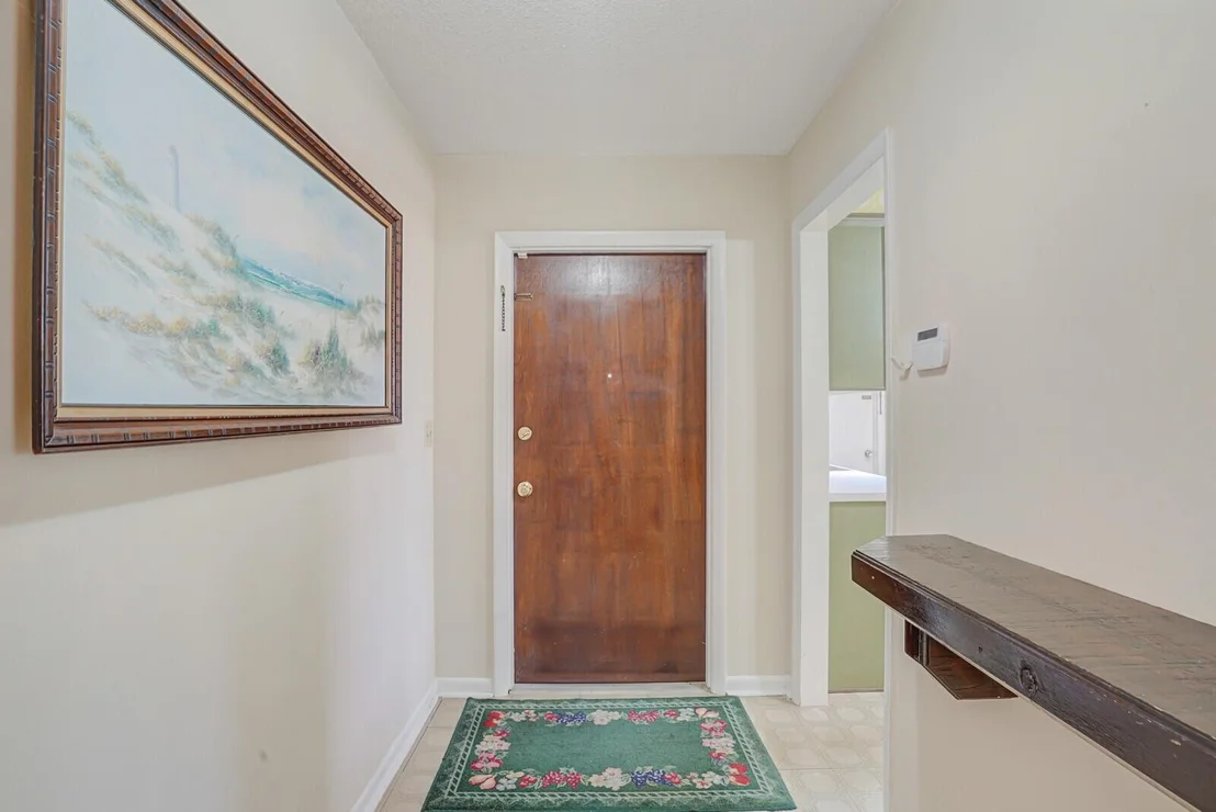 Photo of 1695 Roy Drive