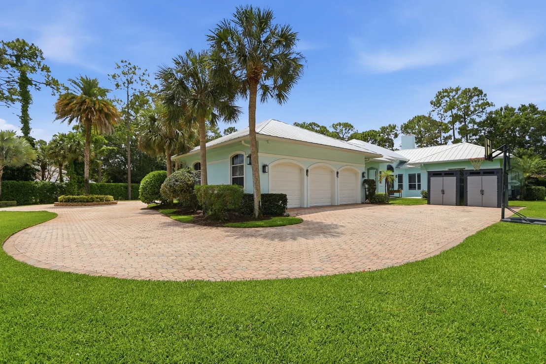 Photo of 14737 Morgan Close