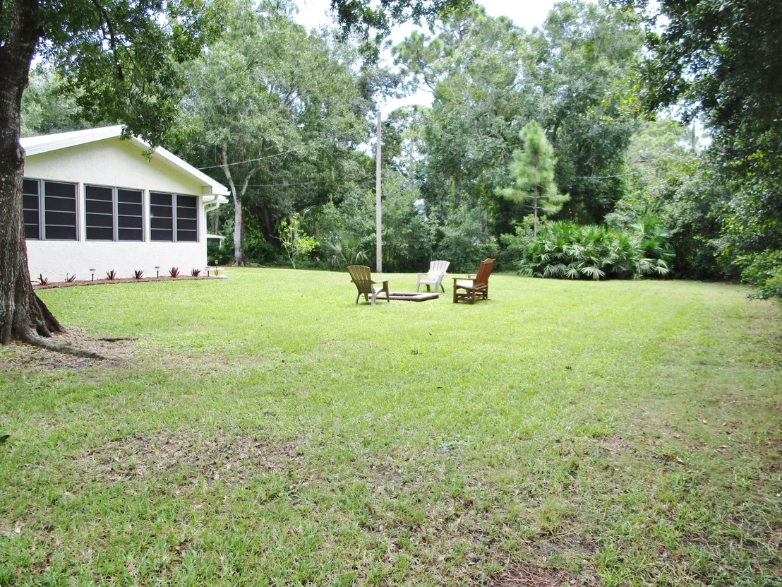 Photo of 541 SE 35th Terrace