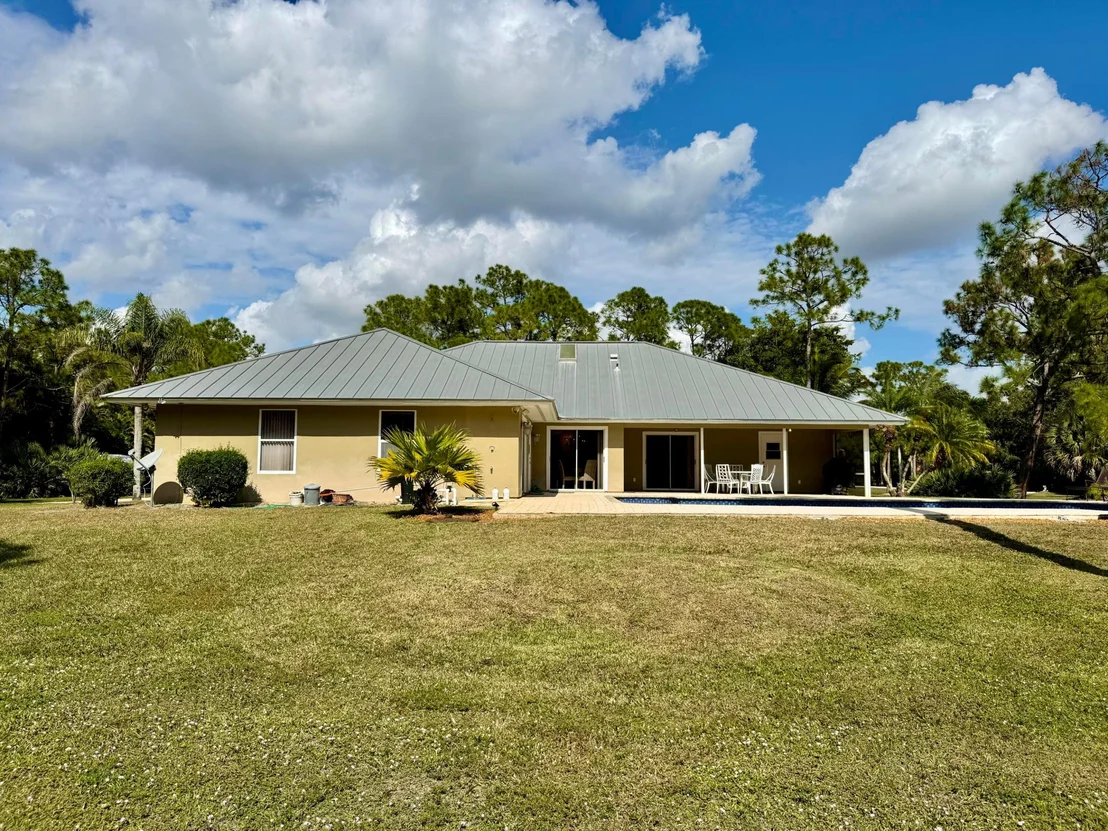 Photo of 2884 SE Ranch Acres Circle