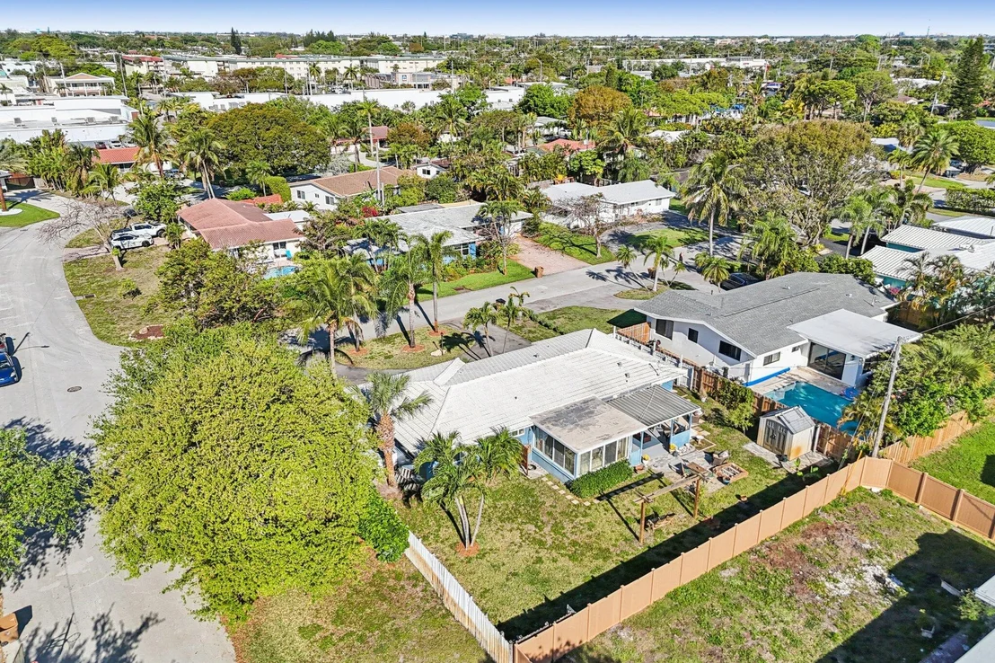 Photo of 818 SE 9th Terrace