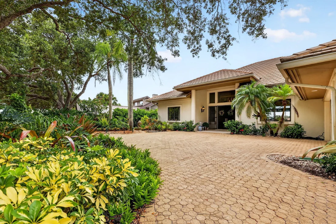 Photo of 6460 SE Winged Foot Drive