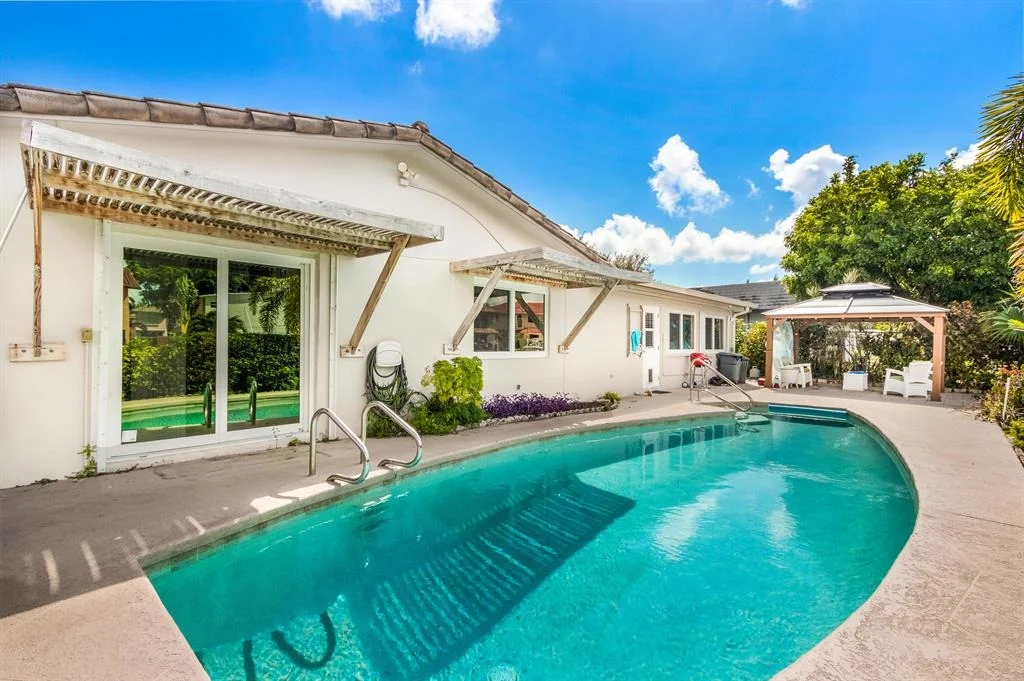 Photo of 341 SE 14th Avenue