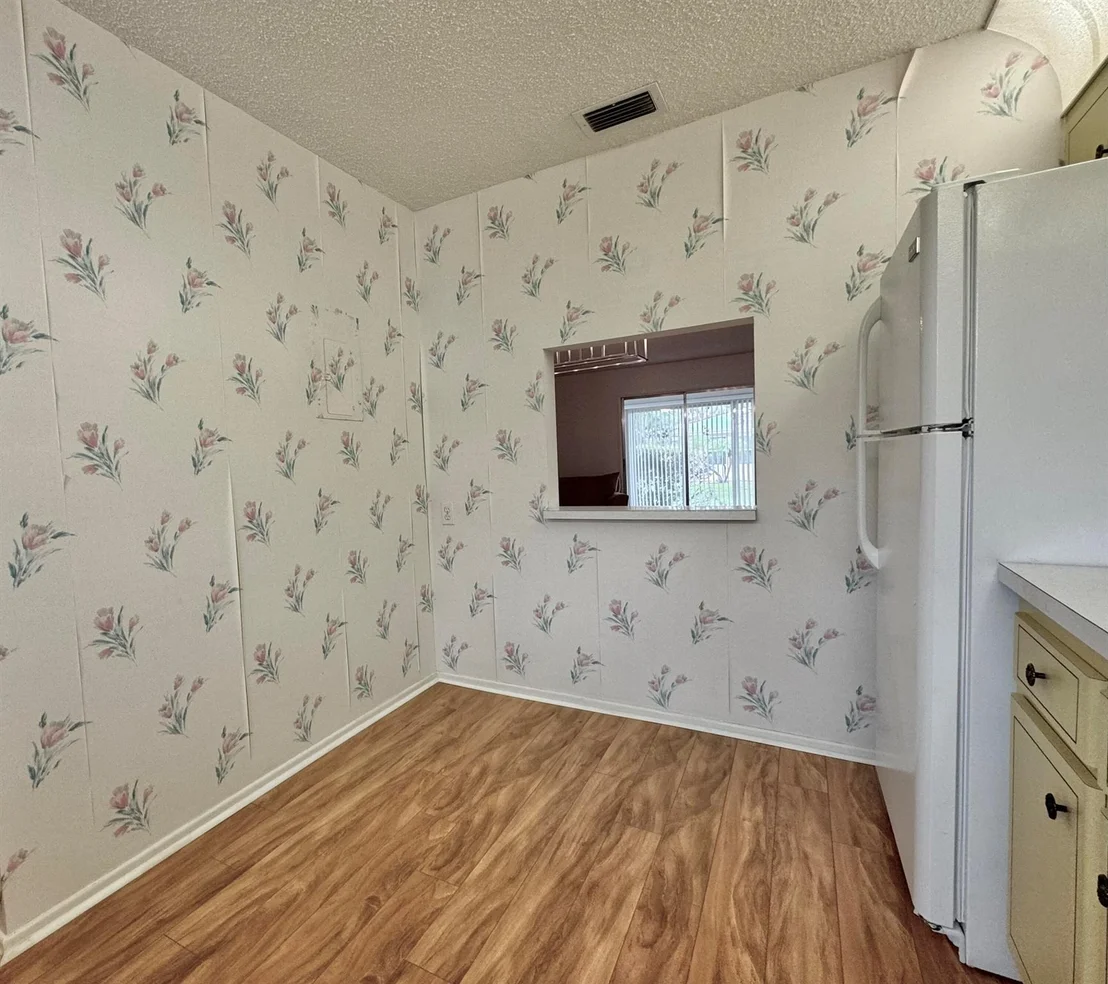 Photo of 194 Cape Cod Circle