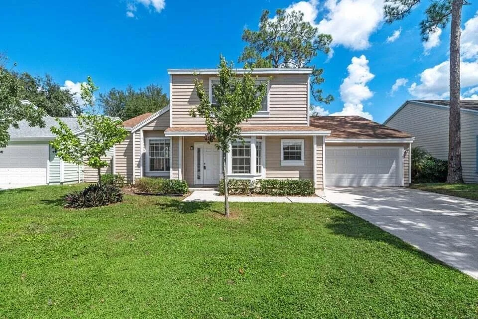 Photo of 1050 Aviary Road