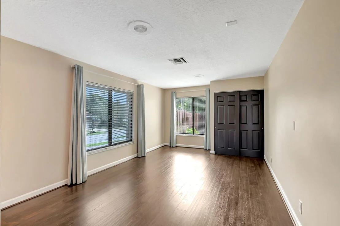 Photo of 737 NW 3rd Avenue