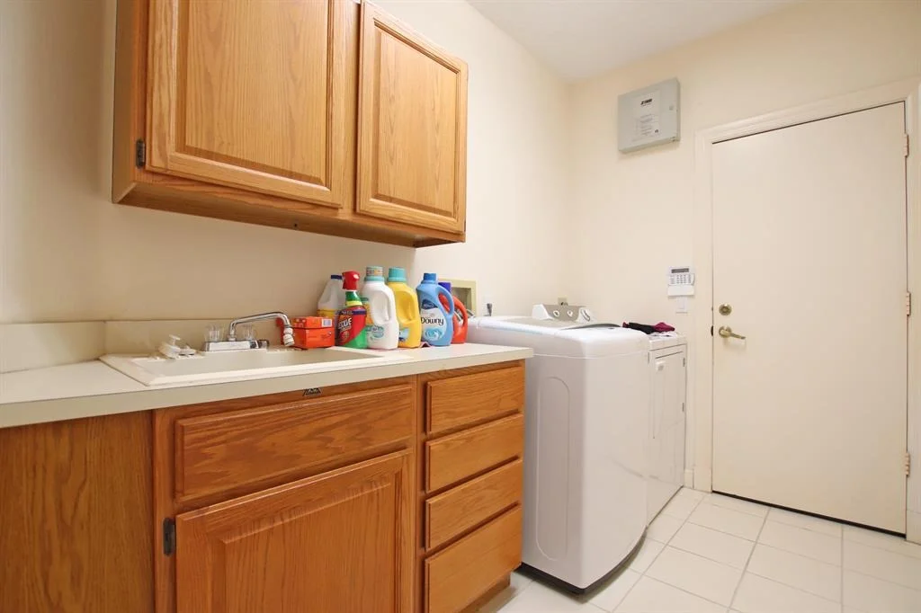 Photo of 107 Jeanette Way