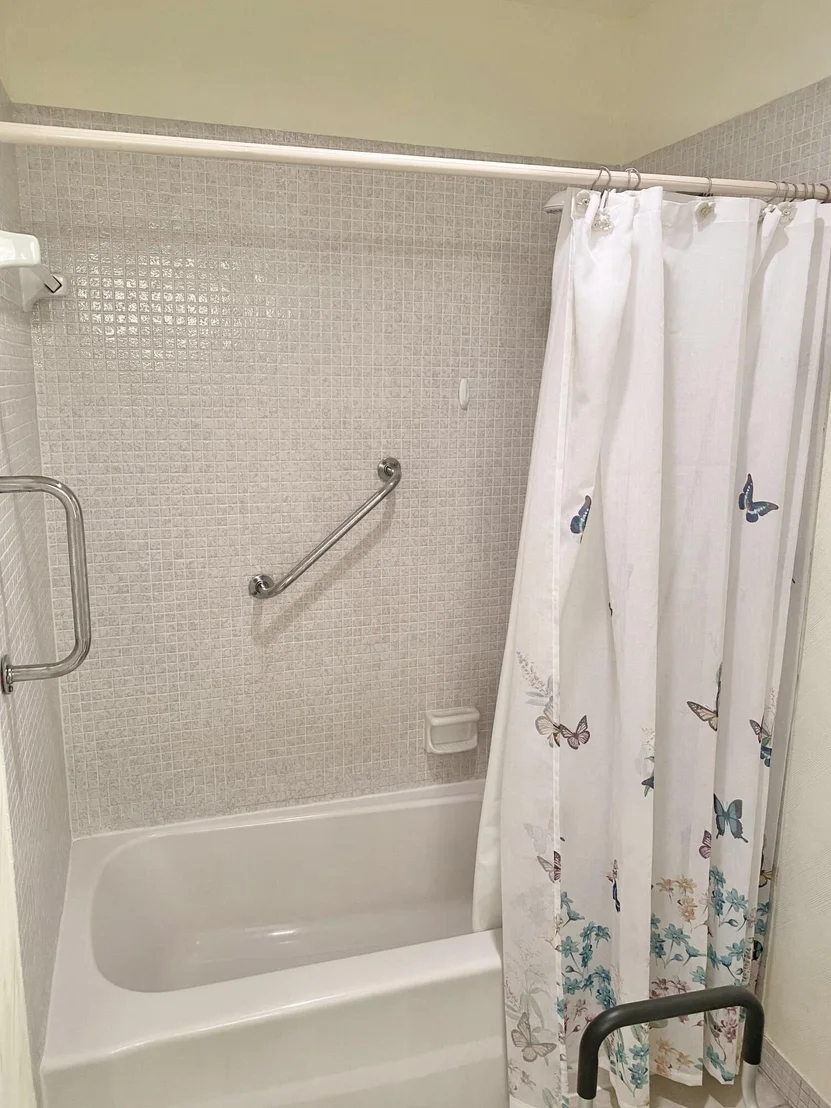 Photo of Unit A at 2521 Juniper Drive