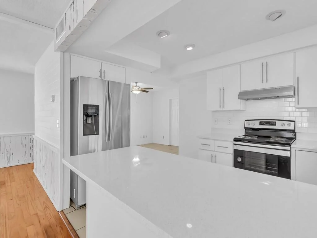 Photo of 386 13th Ave