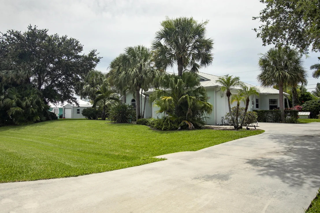 Photo of 4562 SE Pompano Terrace