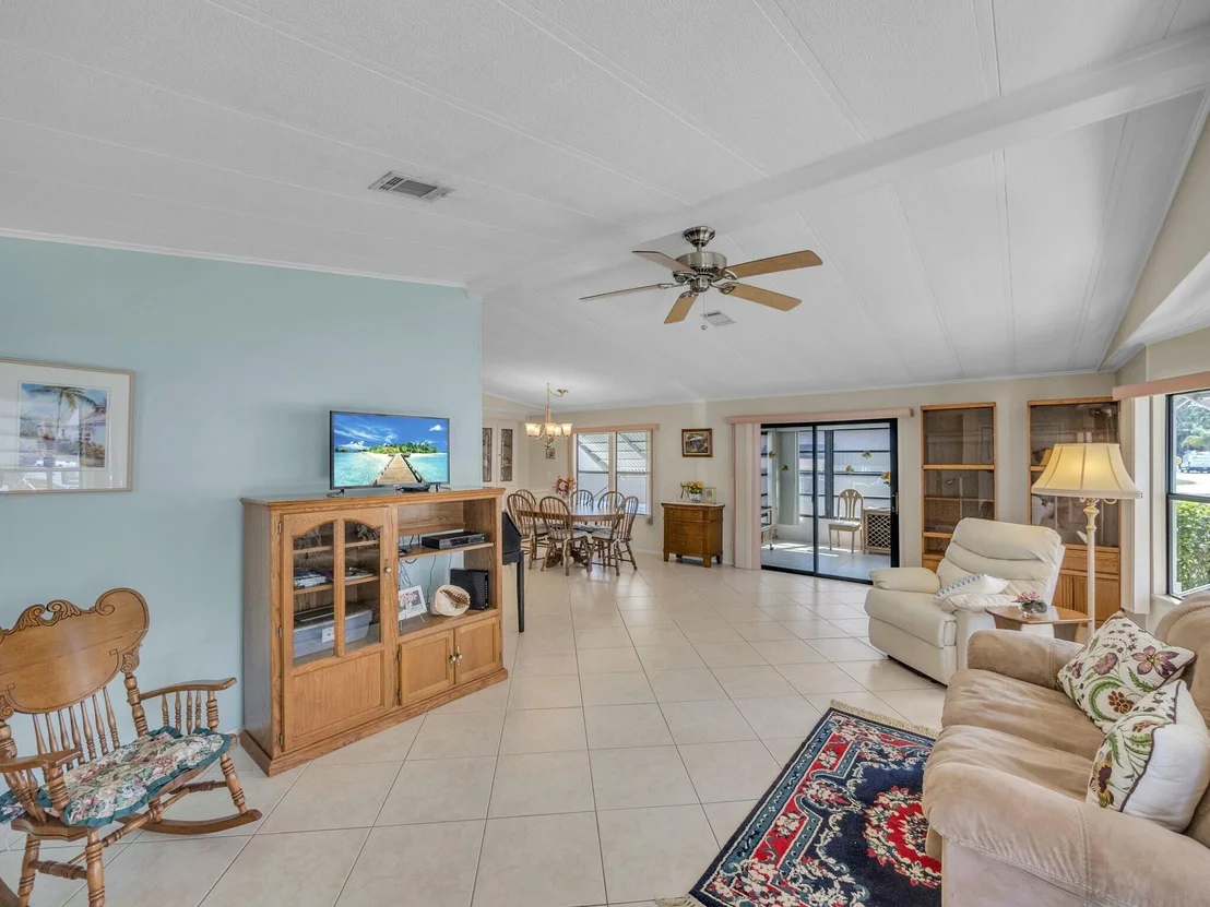 Photo of 2661 SW Toronado Trail