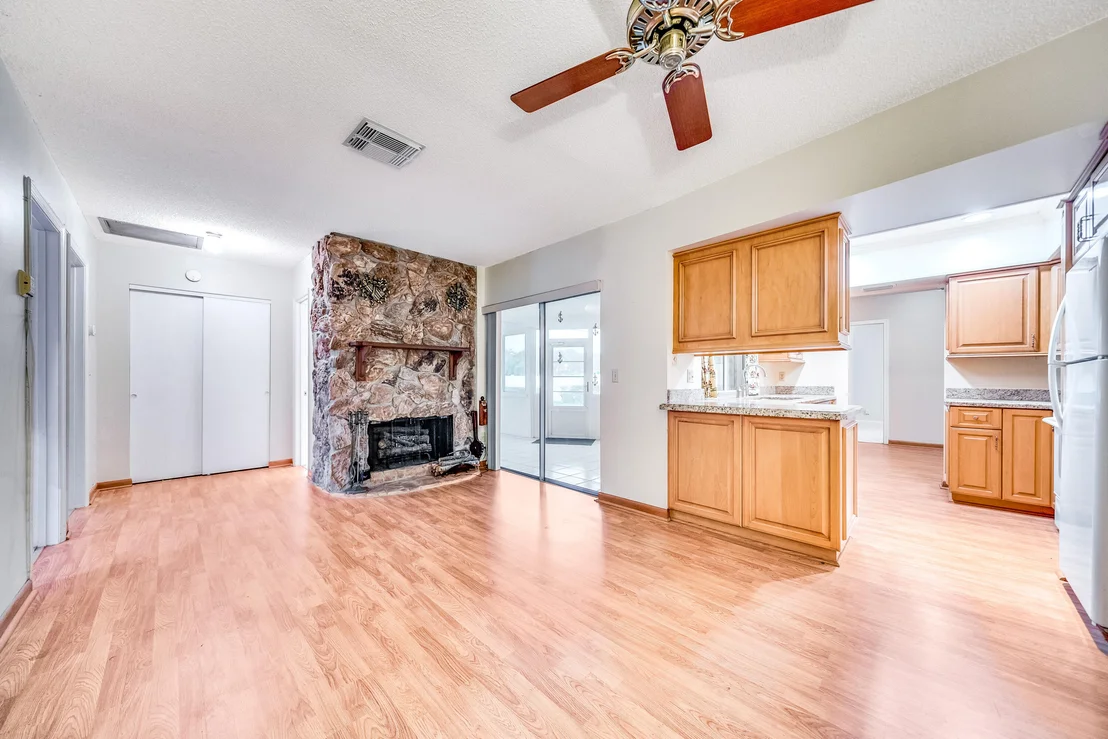 Photo of 501 Oak Terrace