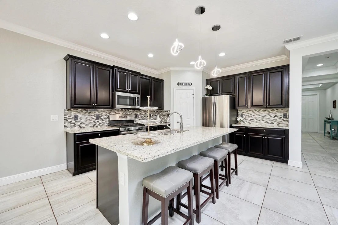 Photo of 1785 Willows Square