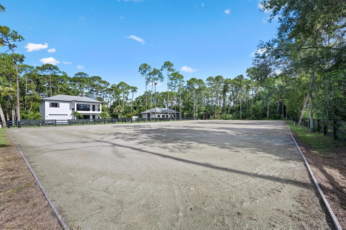 Photo of 14479 Halter Road