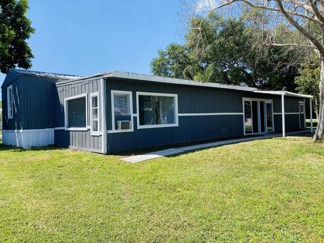 Photo of 1833 SE 30th Street