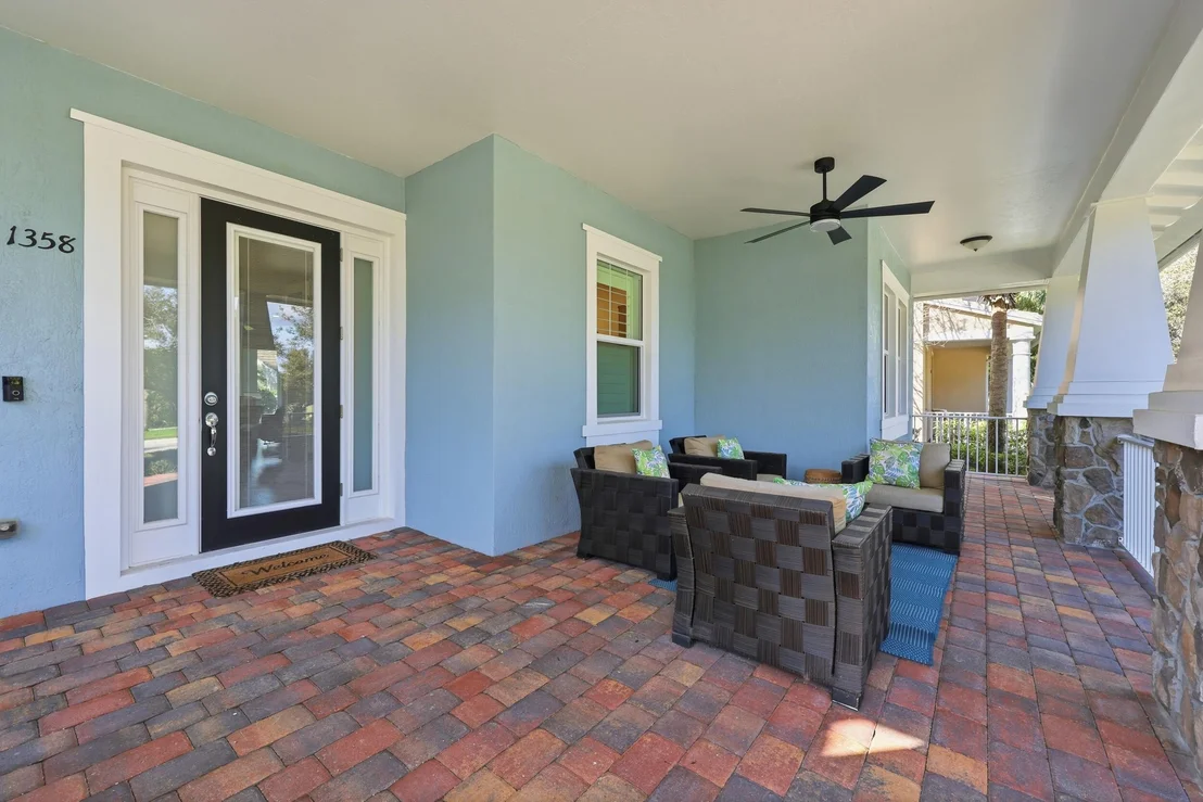 Photo of 1358 Community Drive