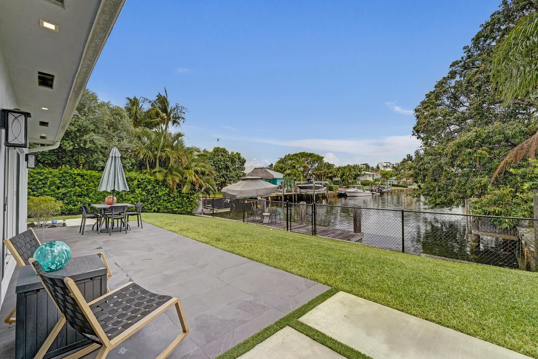 Photo of 381 SE 3rd Street