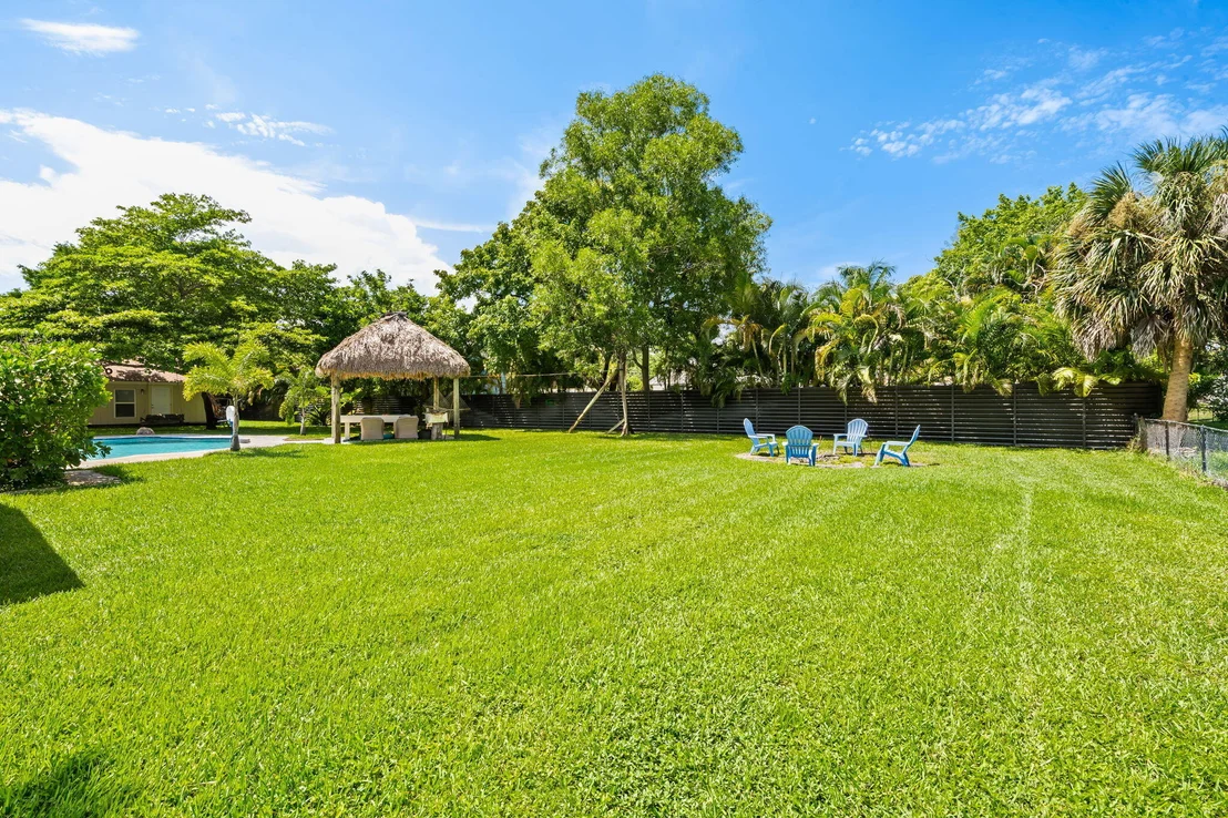Photo of 8645 PINTO Drive
