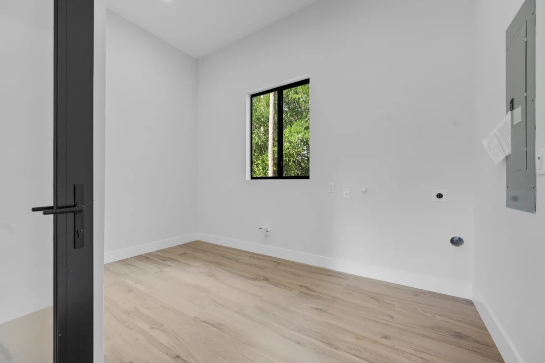 Photo of 14479 Halter Road