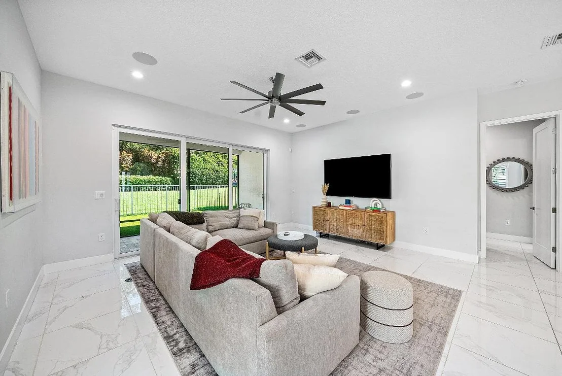 Photo of 9651 Eagle River Road