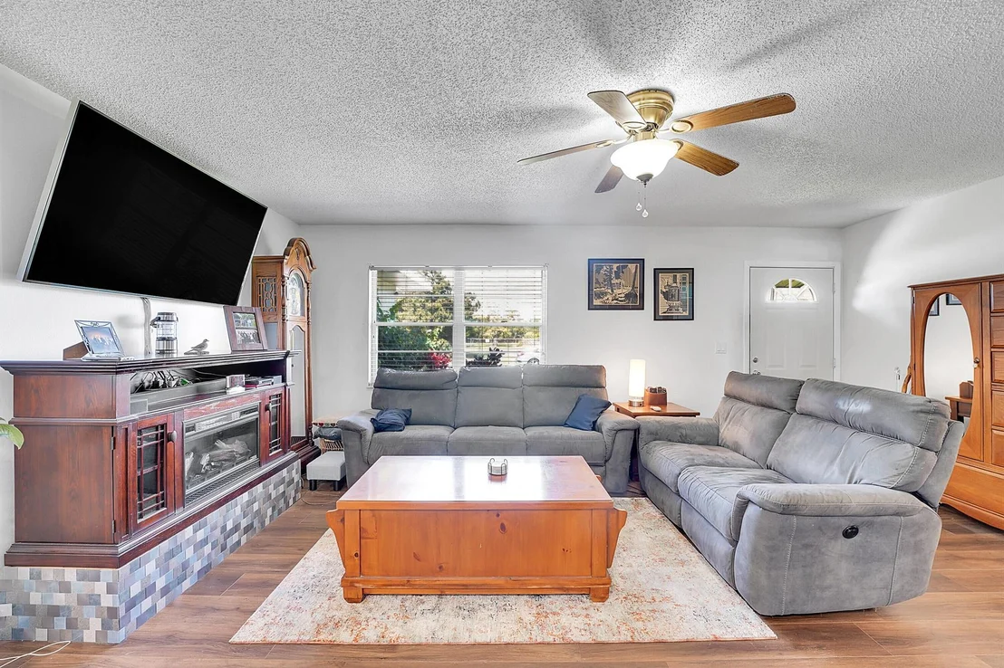 Photo of 905 Scott Street