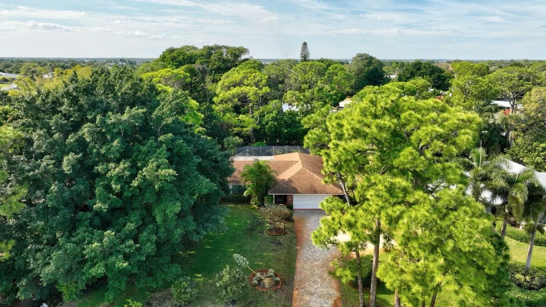 Photo of 1444 NW Spruce Ridge Drive