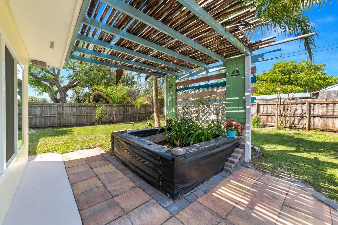 Photo of 1751 5th Avenue