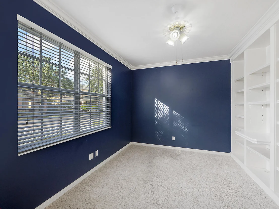 Photo of 137 Waterford Drive