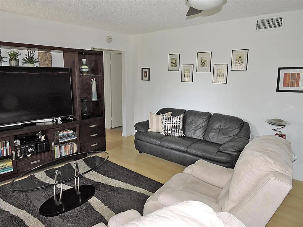 Photo of Unit A2 at 308 Pine Ridge Circle