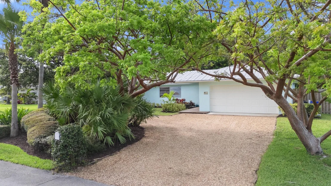 Photo of 8 Palmetto Way