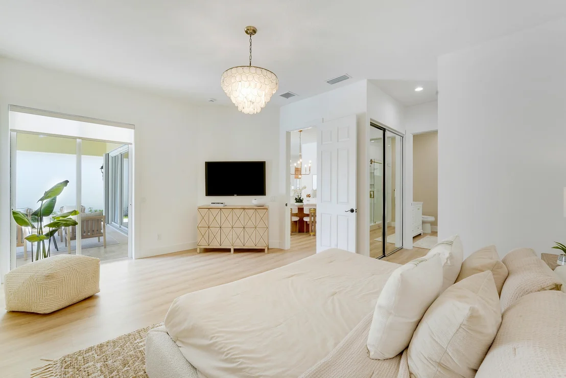 Photo of 3419 Greenway Drive