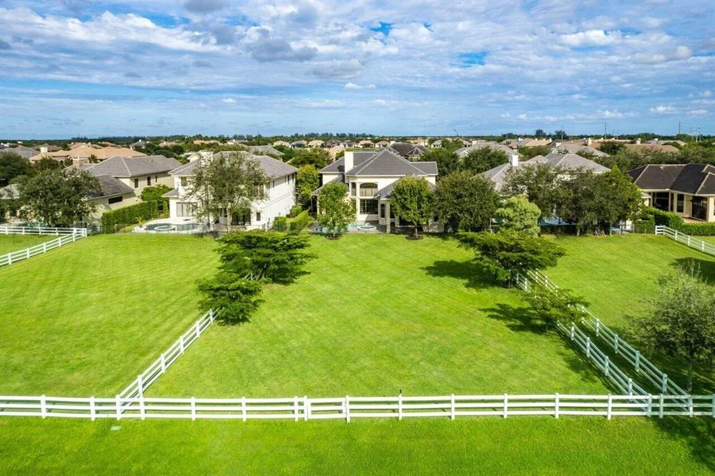 Photo of 9013 Stone Pier Drive