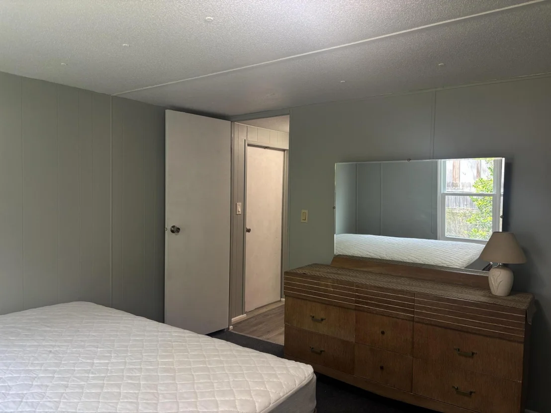 Photo of 1214 ALLIGATOR Road