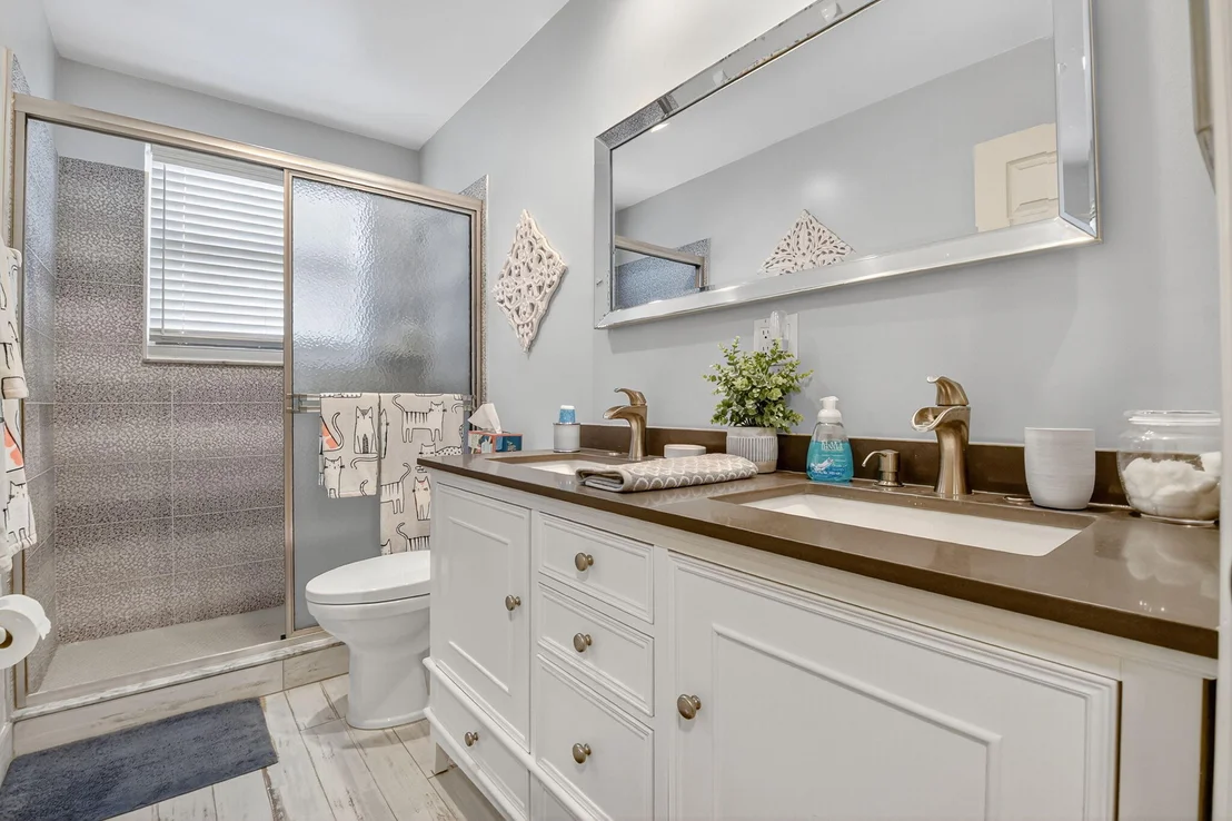 Photo of 7381 Chesapeake Circle