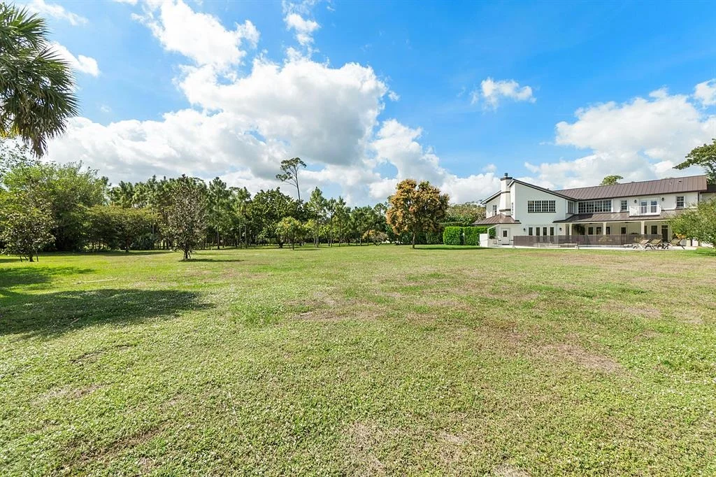 Photo of 13638 Greentree Trail