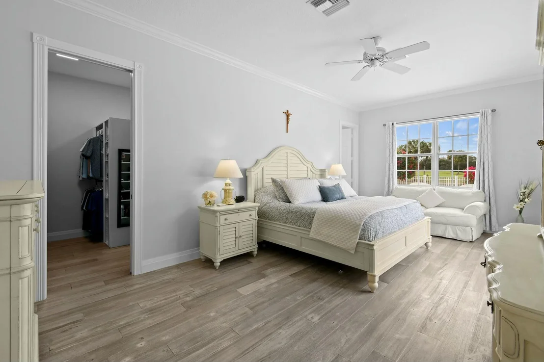 Photo of 196 Barbados Drive