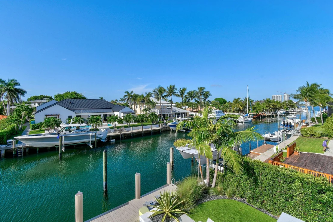 Photo of 1091 Gulfstream Way