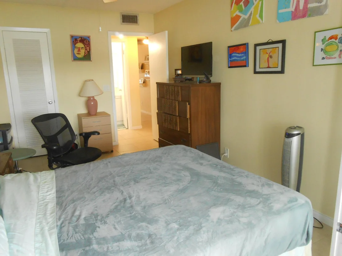 Photo of 1026 Cornwall B
