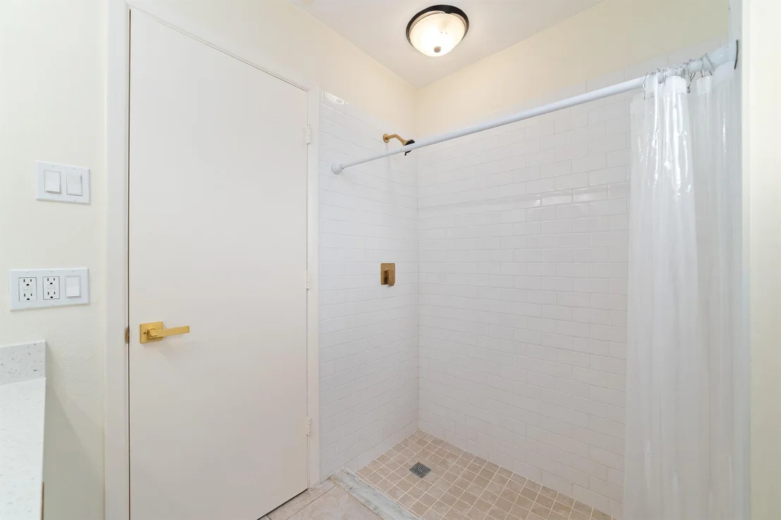 Photo of 166 Kildare Drive