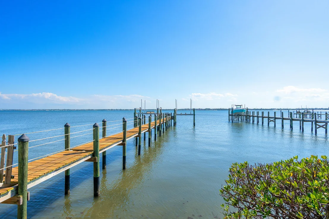 Photo of 4380 NE Joes Point Road