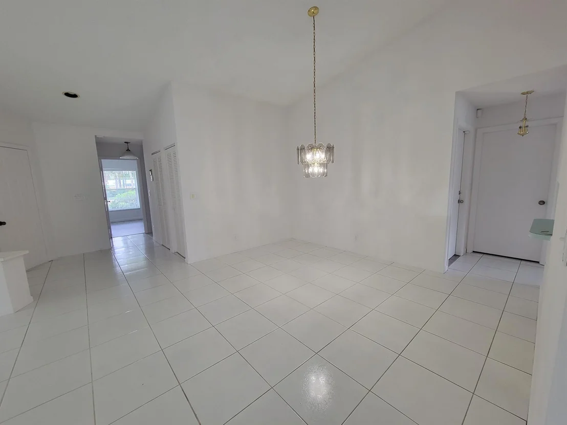 Photo of 10845 Palm Spring Drive
