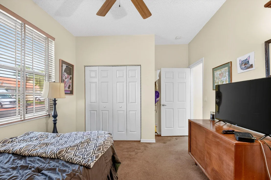 Photo of 6276 Heliconia Road