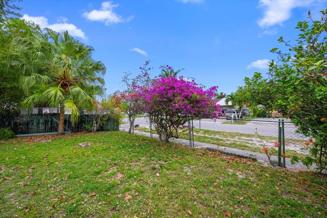 Photo of 4624 Toga Way