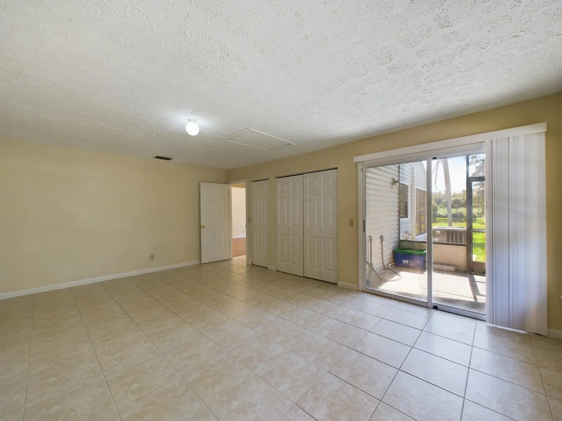 Photo of 4948 SE 44th Street