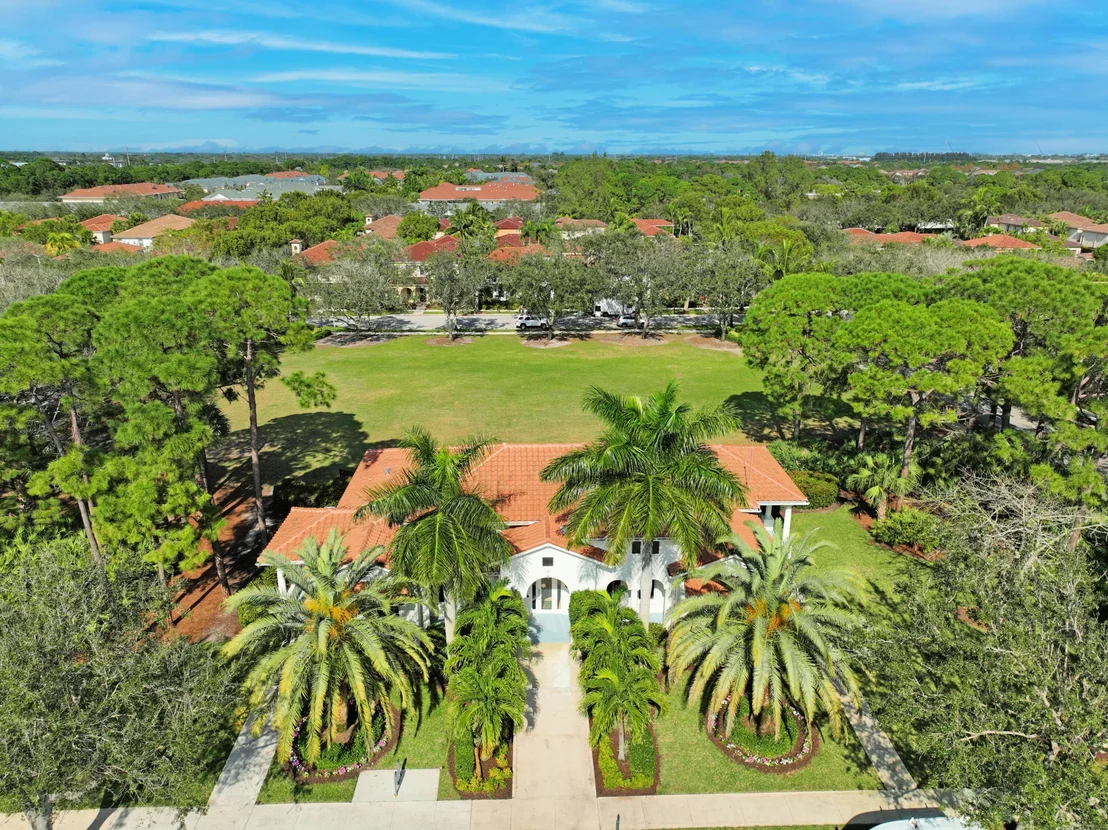 Photo of 110 Villa Bella
