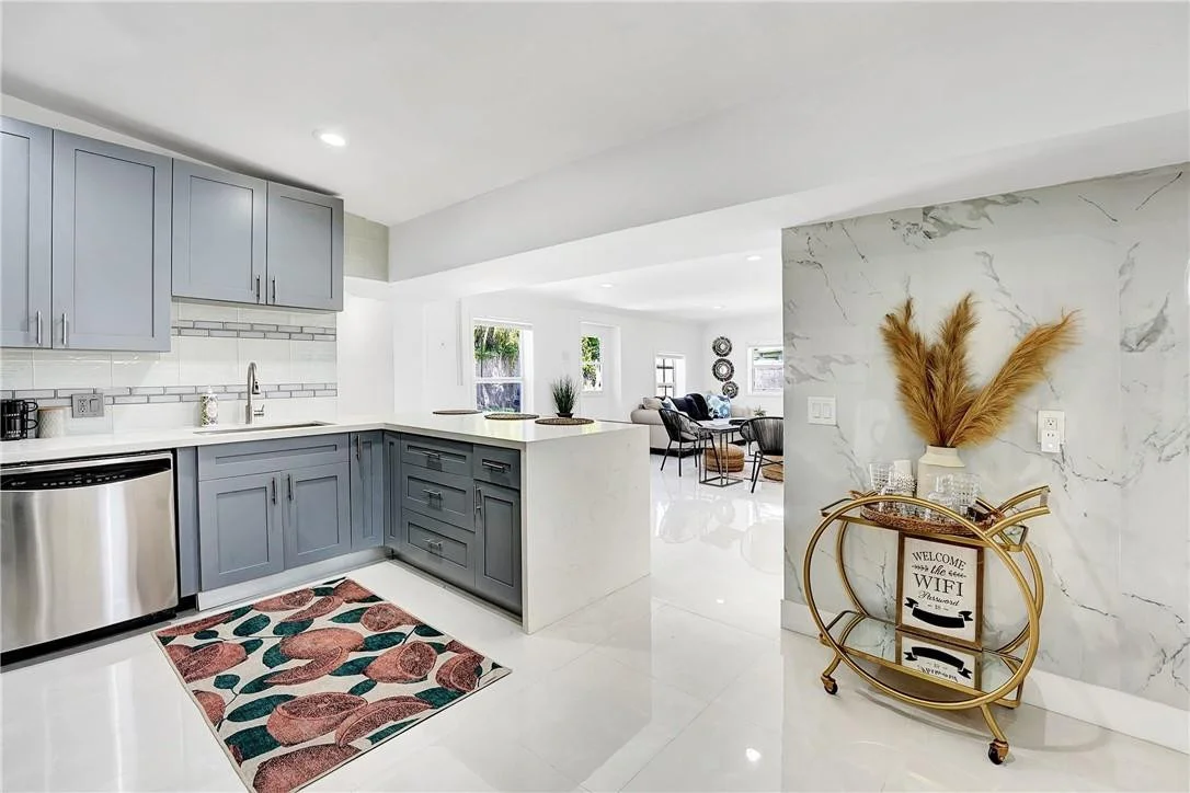 Photo of 700 NE 3rd Avenue
